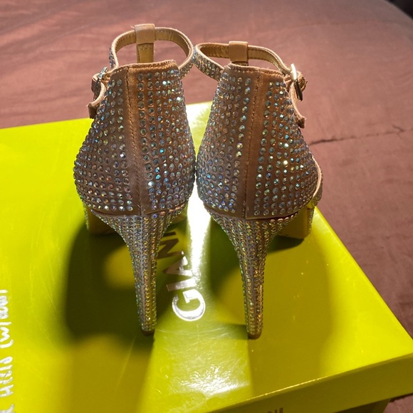 Platform Peep-Toe Sparkly Heels.  Gianni Bini Brand. EUC - Picture 3 of 16